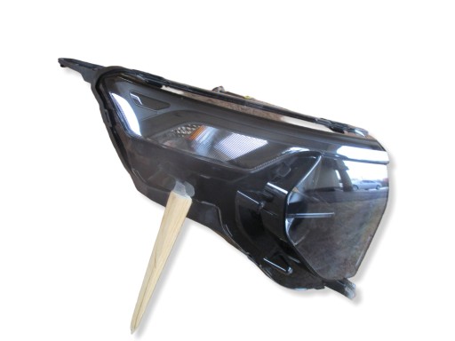 light front front right FORD TRANSIT COURIER MK3 23