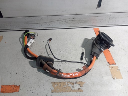 A2055400627 - Mercedes w205 c350 гибридная розетка для зарядки