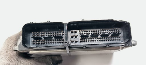 computer of the engine ECU 05E907309 SKODA KAROQ