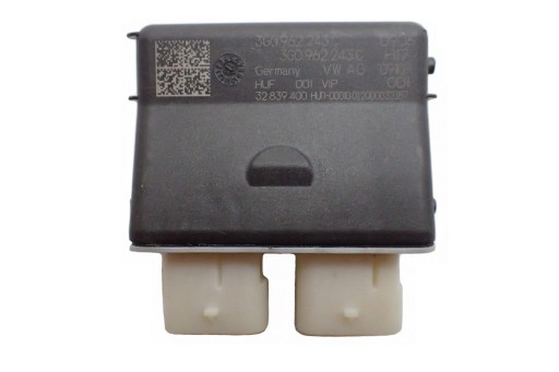 /P10/143 - МОДУЛЬ КРИШКИ БАГАЖНИКА AUDI 3G0962243C