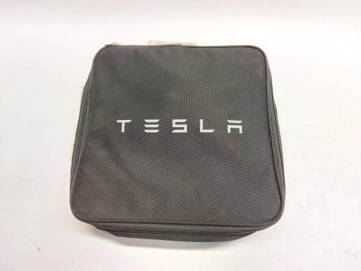 TESLA MODEL 3 2022r Kabel wiring ladujacy 32A ladowarka 230v 1479075-00-C