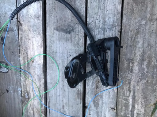 Датчик высоты кузова peugeot 208 9824499280