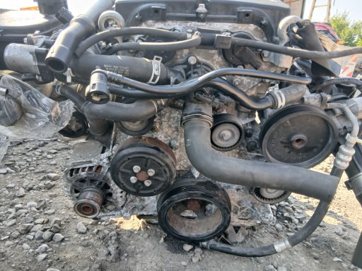 MERCEDES W204 W212 1.8 CGI 271.820 271820 Motore completo KPL 173 TYS KM