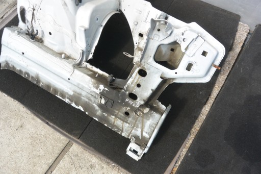 čtvrtka levá barva A300 300 300U BMW X5 F15