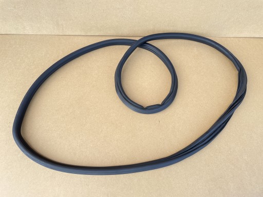 H1BB-A404A07-BE - ПРОКЛАДКА ЗАДНЕЙ КРЫШКИ БАГАЖНИКА FORD MONDEO MK5