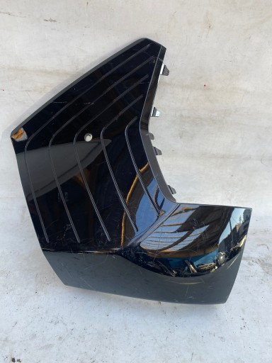 BMW IX i20 grid of a bumper left front