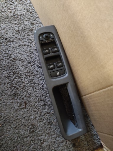 control panel of the window of mirrors VOLVO V50 30773427