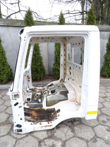 EUROCARGO III 08 - ОБШИВКА ЛЕВЫЙ ПОРОГ СТОРОНА ЧЕТВЕРТЬ