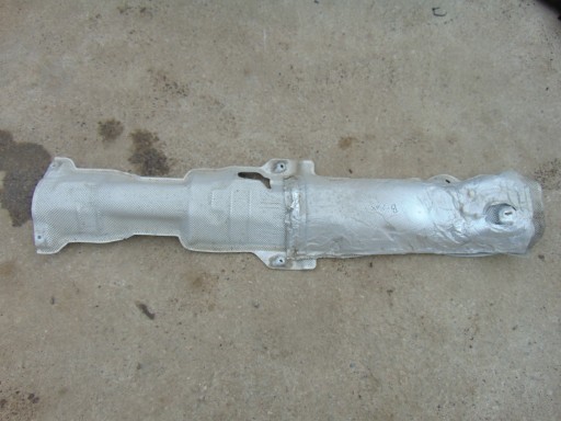 8V515K286EF - ТЕПЛОВИЙ ЕКРАН FORD B-MAX FIESTA MK7 1.6 TDCI