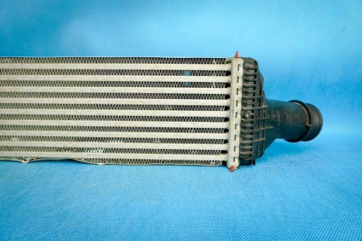 intercooler hűtő Audi A4 A5 8K A6 Q5 8R 8K0145805E 3.0TDI