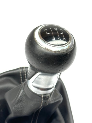 Pomello AUDI A3 8P LIFT SLINE LEVA CAMBIO MANUAL 6 bieg 8P0863279A