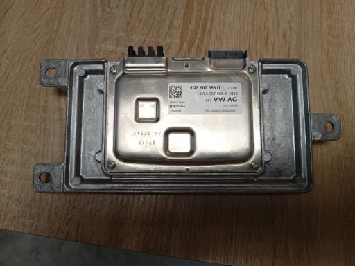 5QS907556D 5QS - Контролер камери vw audi 5qs907556d....