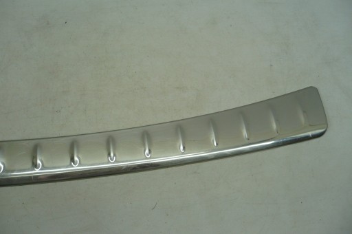 TOYOTA VERSO 09- moulding CHROM cap of a bumper rear part