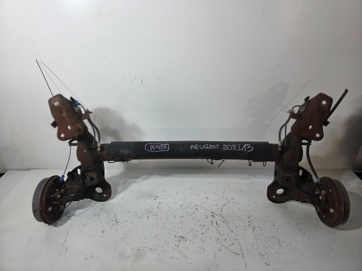 Peugeot 208 und Achsträger hinten (K426)