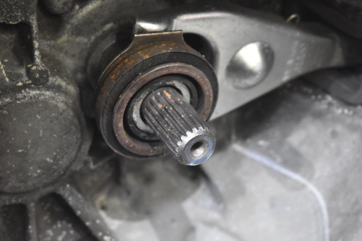 scatola cambio T9J5G KIA CEED 1 e 1.4 16V 109 KM 07-10