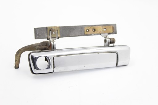 BMW E24 наружная ручка правая передняя 1847588