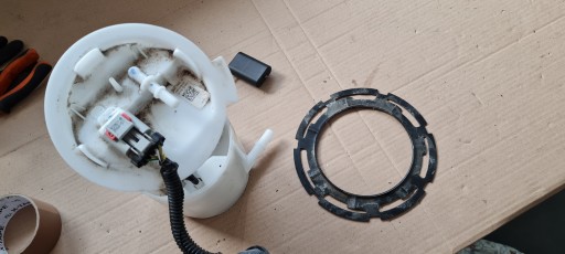 MUSTANG VI LIFT GT ПАЛИВНИЙ НАСОС BAKU 5.0 V8 JR3C-9H307-BC