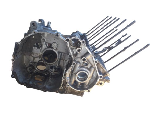 КАРТЕРИ БЛОК ДВИГУНА KPL YAMAHA FZR 500 3HJ