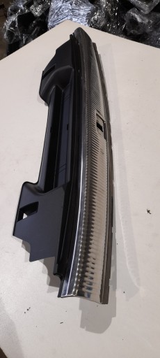 AUDI Q5 8R0 cover of the threshold boot 8R0864513C