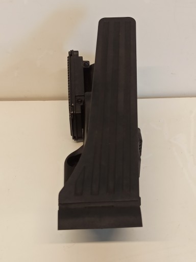 MERCEDES W205 педаль акселератора A2223002300