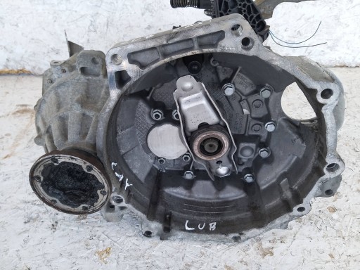 VW JETTA TOURAN GOLF VII OCTAVIA Getriebe oder 1.6 TDI CAY