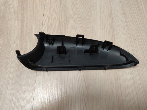 AUDI A3 A4 A5 A6 A8 Q3 obal dolní krytka pravého zrcadla EUROPA OE