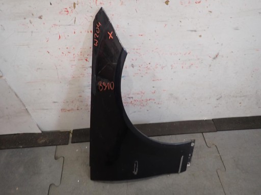 fender front front right MERCEDES C-class W204 2007-2014