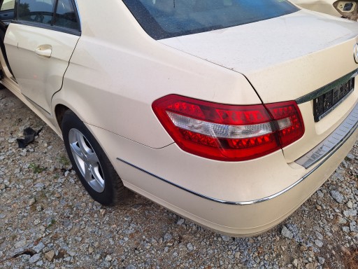 bumper trunk door light rear panel rear MERCEDES E W212 sedan 623