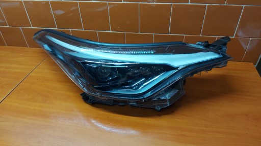 REFLEKTOR light right right front TOYOTA CHR C-HR GR 19- LIFT