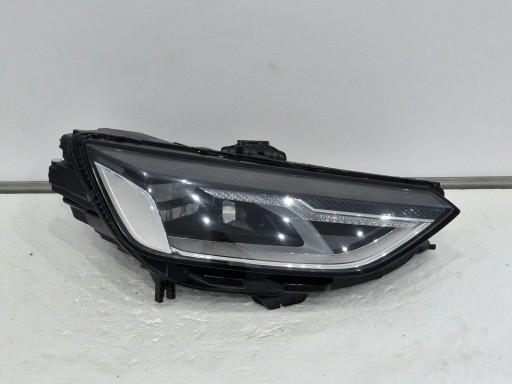 light right Audi A4 8W LIFT FULL LED