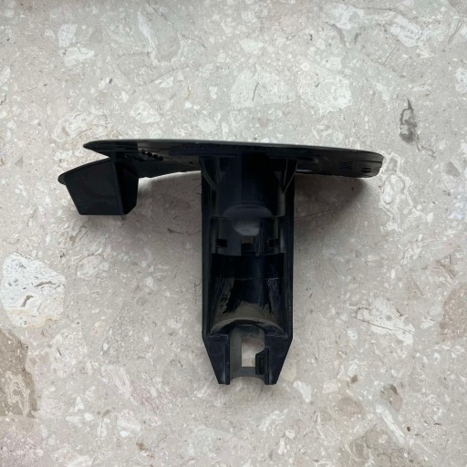 VOLVO XC60 II LIFT links Halter Halter der Spritzdüse Leuchte 32234938