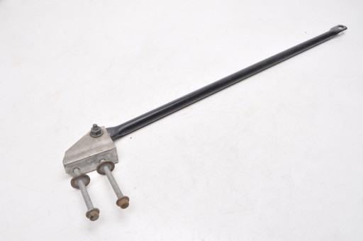 VOLVO XC90 II КРОНШТЕЙН РЕМНЯ БАЛКИ ЗВЕЗДА 31387654 ПРАВЫЙ