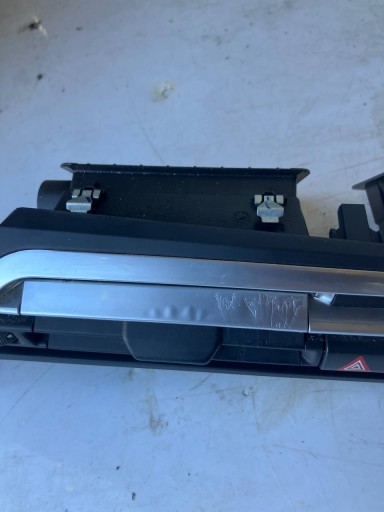grid air conditioning devices central CITROEN C4 PICASSO II EUROPA CHROM #30