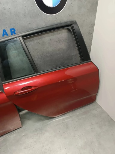 PRI3664 - Bmw 2 f46 двери правильні забезпечення кол. c06