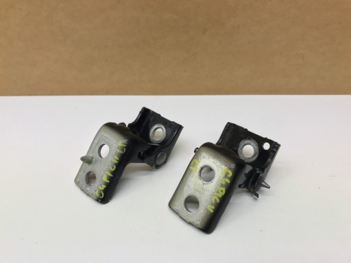 C4 SPACETOURER петля петли двери левый задний