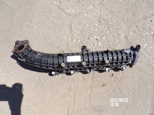 Впускной коллектор Opel Astra K 55503129