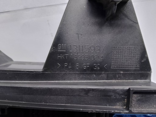 Module fusibles Module BSI Opel Astra H 13115937