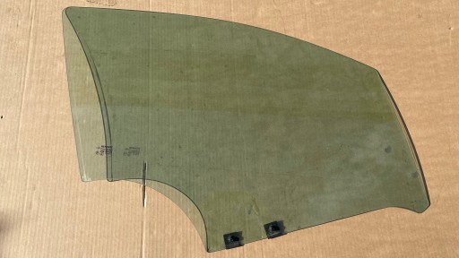 2017 - Стекло двери переднее переднее правое CAPTUR 2017R