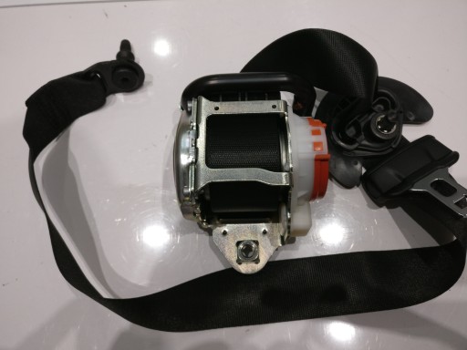 W1778600700 - MERCEDES CLA W118 X118 ремень левый передний передний ORG