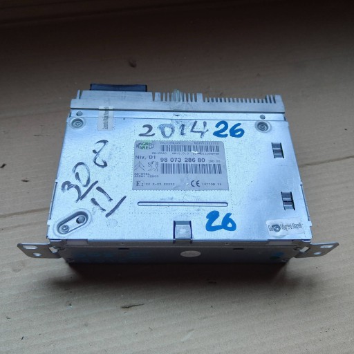 player navigation devices Peugeot 308 9807328680