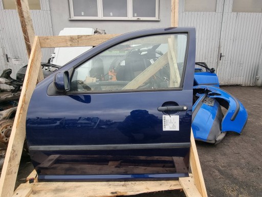 Передняя левая дверь lb5n volkswagen golf iv 4