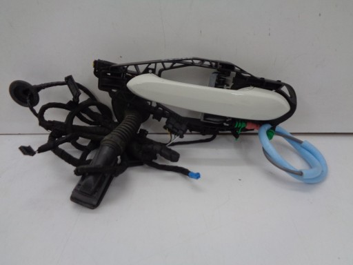 9881779 - BMW F40 G20 G21 ручка + жгут проводов передней левой двери