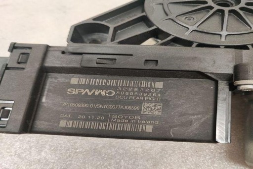 Мотор стеклоподъемника задней правой двери volvo v60 32283267 2,0 л дизель 110 квт