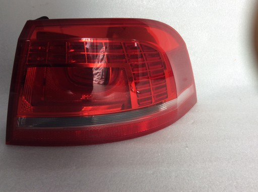 3AF945208A - Задняя лампа VW Passat B7 2010- Внешний закон 3AF945208