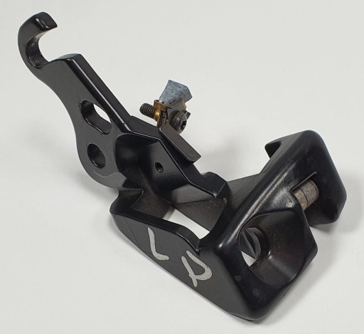 Замок ригель даху лівий передній VOLVO C70 і кабріолет