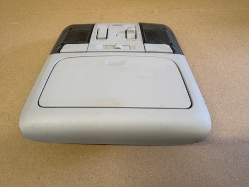 SUBARU LEGACY V éclairage interne cabine VC12-088