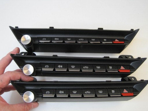 Peugeot 308 панель кондиционера с магнитолой 98350200ZD