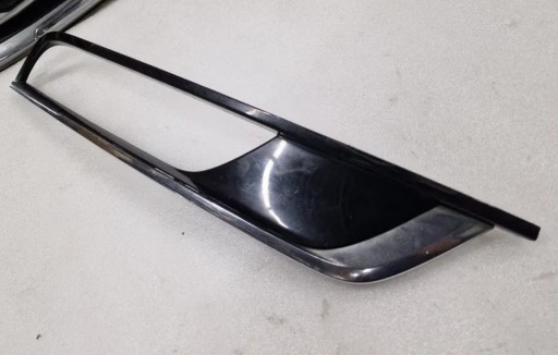 grid of a bumper front VW PASSAT B7 3AA853212A frame fog lights spoiler