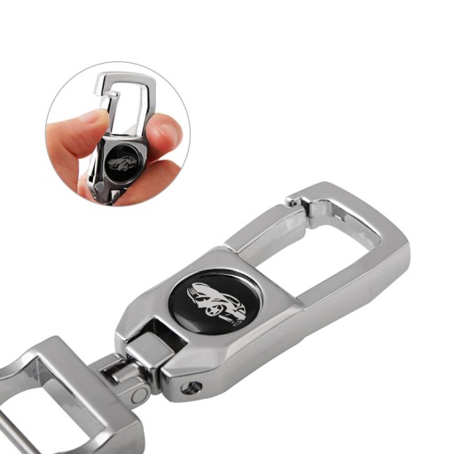 694425979531437692 - автомобільний брелок з поворотом на 360 градусів