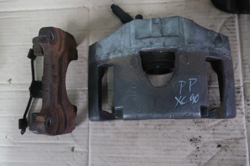 30657307 - VOLVO XC90 І 02-ГАЛЬМІВНИЙ СУПОРТ ПЕРЕДНІЙ ПРАВИЙ